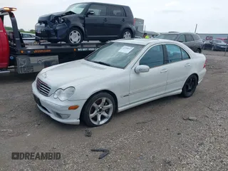 2007 Mercedes-Benz C 230 Sport with VIN WDBRF52H87F852754, listed as a IAAI auction lot 42224647 with 121,163 mi miles and . Bid and sale history available at DreamBid. Image 2.