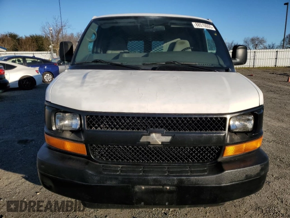 2005 Chevrolet Express Cargo z VIN 1GCFG15TX51223338, wystawiony jako Copart lot #88510005 z przebiegiem 375 641 mil mil oraz Czysty tytuł • Clean title. Historia ofert i sprzedaży dostępna na DreamBid. Obrazek 5.