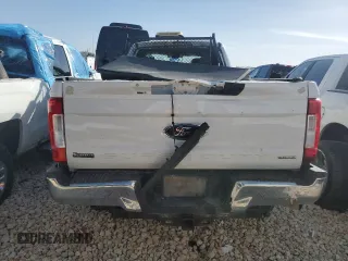 2019 Ford F-250 XL with VIN 1FT7W2B69KEC61997, listed as a Copart auction lot 44033075 with Not provided miles and Salvage title. Bid and sale history available at DreamBid. Image 6.