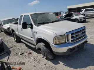 2000 Ford Super Duty F-250 XL with VIN 1FTNX21FXYEC14637, listed as a Copart auction lot 68501124 with 385,032 mi miles and Clean Title. Bid and sale history available at carsss.com. Image 4.
