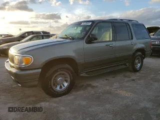 2000 Mercury Mountaineer with VIN 4M2ZU66PXYUJ45516, listed as a Copart auction lot 76132624 with 135,147 mi miles and Non Repairable. Bid and sale history available at carsss.com. Image 1.