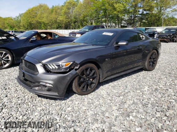 2017 Ford Mustang GT z VIN 1FA6P8CF2H5338668, wystawiony jako Copart lot #56331345 z przebiegiem 84 948 mil mil oraz Szkoda całkowita • Salvage title. Historia ofert i sprzedaży dostępna na DreamBid. Obrazek 1.