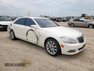 2012 Mercedes-Benz S 550 with VIN WDDNG9EB8CA485329, listed as a Copart auction lot 58992065 with 148,489 mi miles and Salvage title. Bid and sale history available at DreamBid. Image 4.