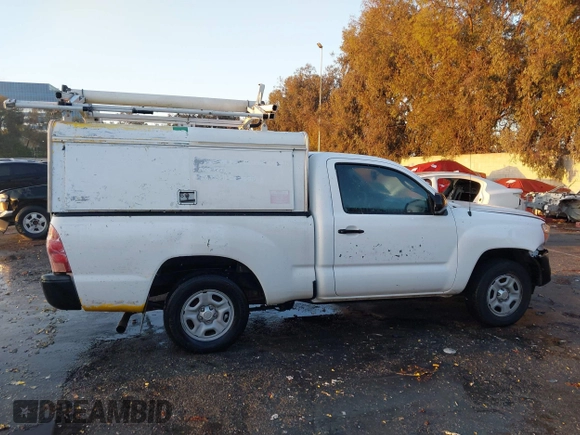 2014 Toyota Tacoma with VIN 5TFNX4CN2EX033998, listed as a IAAI auction lot 41741552 with 160,576 mi miles and . Bid and sale history available at DreamBid. Image 13.