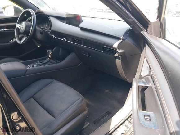2019 Mazda Mazda3 Hatchback w/Preferred Pkg with VIN JM1BPAMM0K1133524, listed as a IAAI auction lot 41602581 with 55,023 mi miles. Bid and sale history available at carsss.com. Image 5.