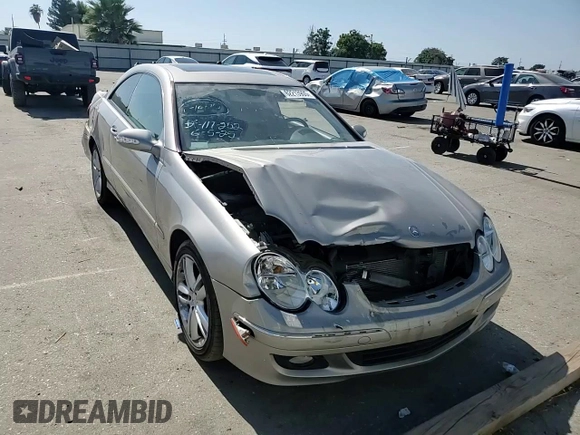 2006 Mercedes-Benz CLK 350 z VIN WDBTJ56J36F199735, wystawiony jako Copart lot #62213905 z przebiegiem 31 982 mil mil oraz Szkoda całkowita • Salvage title. Historia ofert i sprzedaży dostępna na DreamBid. Obrazek 13.