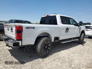 2024 Ford F-350 XL z VIN 1FT8W3BT8REF59919, wystawiony jako Copart lot #56713355 z przebiegiem 69 826 mil mil oraz Szkoda całkowita • Salvage title. Historia ofert i sprzedaży dostępna na DreamBid. Obrazek 3.