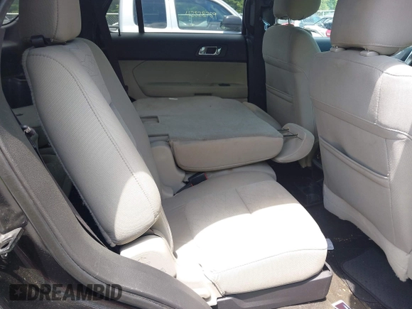 2014 Ford Explorer z VIN 1FM5K8B87EGA38126, wystawiony jako IAAI lot #42527147 z przebiegiem 172 240 mil mil oraz . Historia ofert i sprzedaży dostępna na DreamBid. Obrazek 8.