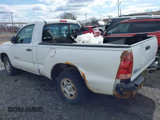 2008 Toyota Tacoma with VIN 5TENX22N68Z592411, listed as a IAAI auction lot 42000366 with 109,258 mi miles. Bid and sale history available at carsss.com. Image 3.