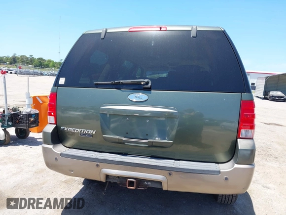 2003 Ford Expedition Eddie Bauer с VIN 1FMRU17W63LC13223, выставлен на аукционе IAAI как лот 42160690 с пробегом Не указан миль и . История ставок и продаж доступна на DreamBid. Изображение 16.