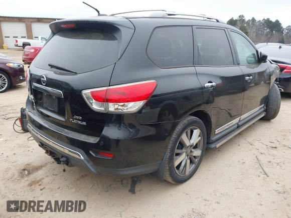 2013 Nissan Pathfinder SV with VIN 5N1AR2MMXDC668780, listed as a IAAI auction lot 41160795 with 158,610 mi miles. Bid and sale history available at carsss.com. Image 4.