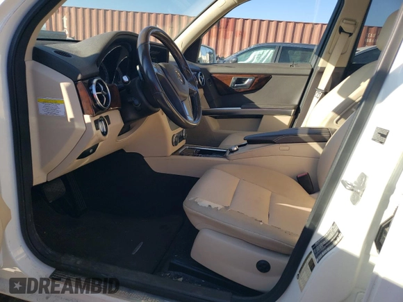 2013 Mercedes-Benz GLK 250 with VIN WDCGG0EB1DG097642, listed as a Copart auction lot 88470495 with 146,961 mi miles and Clean Title. Bid and sale history available at DreamBid. Image 7.