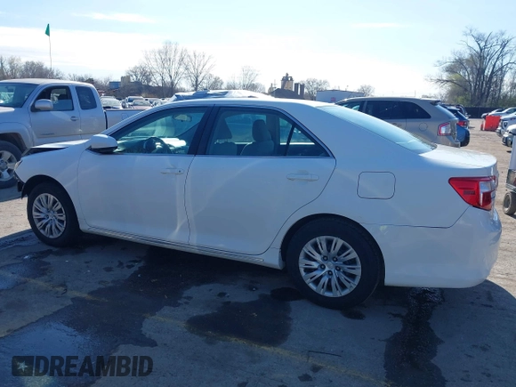 2012 Toyota Camry L with VIN 4T1BF1FK4CU585244, listed as a IAAI auction lot 41888327 with 124,138 mi miles. Bid and sale history available at carsss.com. Image 15.