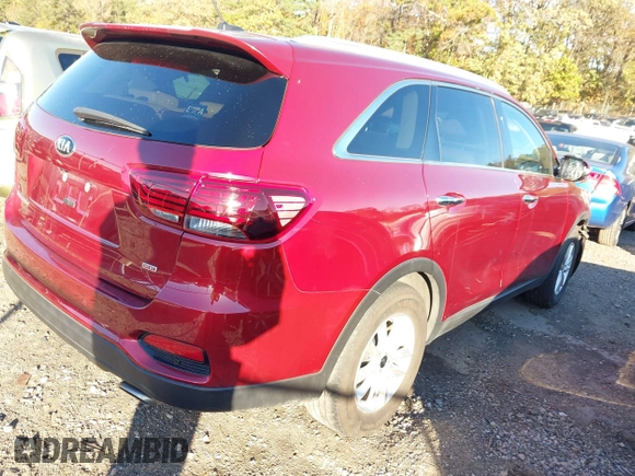2020 Kia Sorento LX with VIN 5XYPG4A32LG680556, listed as a IAAI auction lot 40864369 with 78,983 mi miles. Bid and sale history available at carsss.com. Image 4.