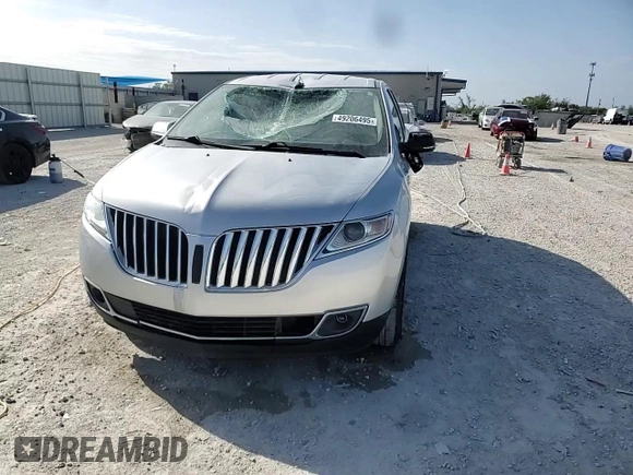 2014 Lincoln MKX with VIN 2LMDJ6JK1EBL15560, listed as a Copart auction lot 49206495 with 74,430 mi miles and Salvage Title. Bid and sale history available at DreamBid. Image 16.