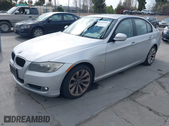 2011 BMW 3 Series 328i with VIN WBAPH5C50BA441956, listed as a IAAI auction lot 41903593 with 100,455 mi miles and . Bid and sale history available at carsss.com. Image 2.