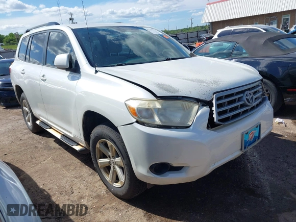 2008 Toyota Highlander z VIN JTEDS41A482011153, wystawiony jako IAAI lot #42147317 z przebiegiem 121 189 mil mil oraz . Historia ofert i sprzedaży dostępna na DreamBid. Obrazek 1.