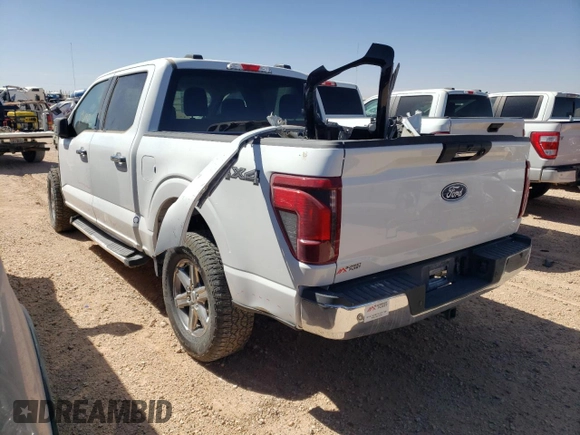 2024 Ford F-150 XLT with VIN 1FTFW3L84RKE22740, listed as a Copart auction lot 48621775 with 19,640 mi miles and Salvage Title. Bid and sale history available at carsss.com. Image 2.