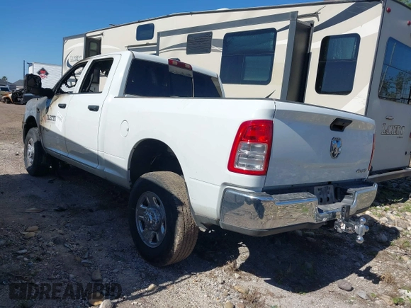 2024 Ram 2500 Tradesman с VIN 3C6UR5CL6RG254421, выставлен на аукционе IAAI как лот 41653572 с пробегом Не указан миль и . История ставок и продаж доступна на DreamBid. Изображение 3.