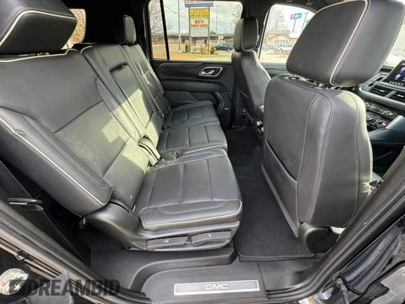 2021 GMC Yukon XL SLT with VIN 1GKS2GKDXMR238116, listed as a Copart auction lot 82483334 with 167,975 mi miles and Clean Title. Bid and sale history available at carsss.com. Image 6.