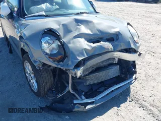 2018 MINI Hardtop Cooper S with VIN WMWXP7C51J2A47022, listed as a IAAI auction lot 42199086 with 70,065 mi miles and . Bid and sale history available at DreamBid. Image 19.