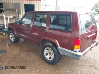 2000 Jeep Cherokee with VIN 1J4FT48S1YL249541, listed as a IAAI auction lot 42111925 with 361,482 mi miles and . Bid and sale history available at DreamBid. Image 3.