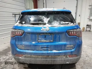 2018 Jeep Compass Altitude with VIN 3C4NJDBB2JT200181, listed as a IAAI auction lot 41374793 with 158,794 mi miles and . Bid and sale history available at carsss.com. Image 16.