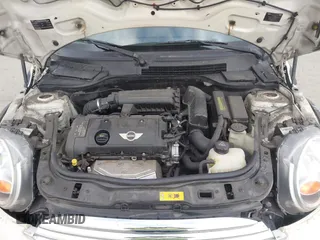 2011 MINI Hardtop with VIN WMWSU3C54BT183455, listed as a IAAI auction lot 42117672 with 130,530 mi miles and . Bid and sale history available at DreamBid. Image 10.