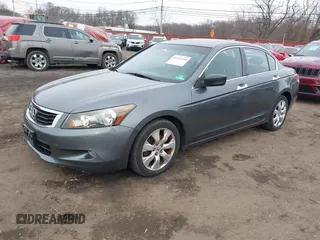 2010 Honda Accord EX z VIN 1HGCP3F79AA029668, wystawiony jako IAAI lot #41344318 z przebiegiem 106 937 mil mil oraz . Historia ofert i sprzedaży dostępna na DreamBid. Obrazek 17.