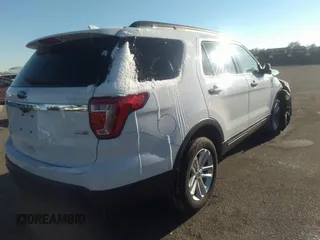 2017 Ford Explorer with VIN 1FM5K8BH4HGB63363, listed as a IAAI auction lot 35157602 with Not provided miles and . Bid and sale history available at DreamBid. Image 4.
