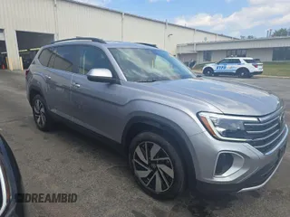 2024 Volkswagen Atlas SE z VIN 1V2HR2CA4RC558128, wystawiony jako IAAI lot #42852874 z przebiegiem 23 623 mil mil oraz . Historia ofert i sprzedaży dostępna na DreamBid. Obrazek 18.