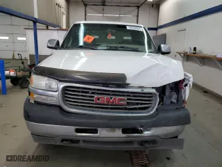 2002 GMC Sierra 2500HD SLE with VIN 1GTHK23U42F250106, listed as a Copart auction lot 78956564 with 244,589 mi miles and Salvage Title. Bid and sale history available at carsss.com. Image 5.