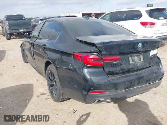 2021 BMW 5 Series 540i with VIN WBA53BJ01MWW91692, listed as a IAAI auction lot 41509786 with 33,345 mi miles and . Bid and sale history available at DreamBid. Image 3.
