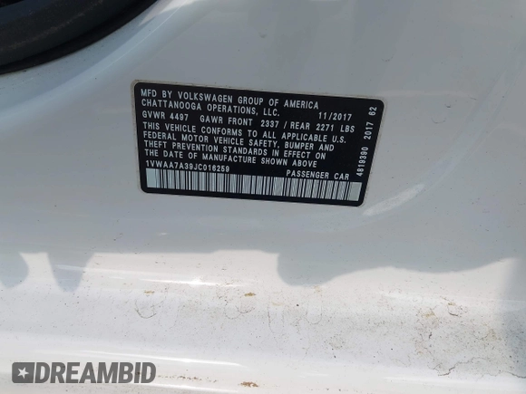 2018 Volkswagen Passat S z VIN 1VWAA7A39JC016259, wystawiony jako IAAI lot #42382550 z przebiegiem 89 143 mil mil oraz . Historia ofert i sprzedaży dostępna na DreamBid. Obrazek 9.