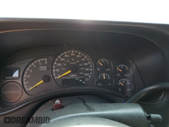 2000 GMC Yukon XL SLT with VIN 3GKFK16TXYG102252, listed as a Copart auction lot 53646685 with 0 mi miles and Salvage Title. Bid and sale history available at carsss.com. Image 9.