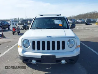 2016 Jeep Patriot High Altitude with VIN 1C4NJRFB3GD580427, listed as a IAAI auction lot 41937281 with 92,441 mi miles and . Bid and sale history available at DreamBid. Image 13.