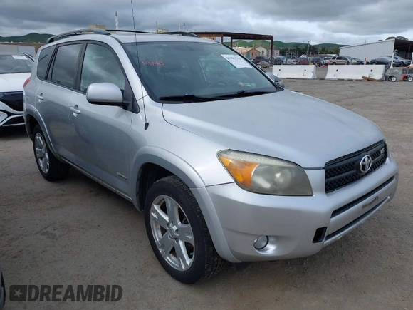 2007 Toyota RAV4 Sport with VIN JTMBK32V775022880, listed as a IAAI auction lot 41981703 with 197,494 mi miles. Bid and sale history available at carsss.com. Image 1.
