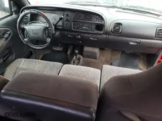1999 Dodge Ram 1500 with VIN 3B7HF13Z4XG115014, listed as a Copart auction lot 84832044 with 203,821 mi miles and Salvage Title. Bid and sale history available at carsss.com. Image 8.