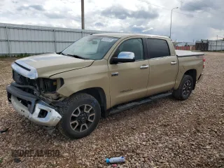 2018 Toyota Tundra SR5 z VIN 5TFHY5F19JX686587, wystawiony jako Copart lot #56028525 z przebiegiem 220 101 mil mil oraz Szkoda całkowita • Salvage title. Historia ofert i sprzedaży dostępna na DreamBid. Obrazek 1.