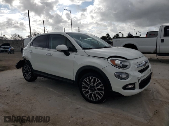 2017 FIAT 500X Lounge z VIN ZFBCFXDB6HP622947, wystawiony jako Copart lot #44979985 z przebiegiem 57 373 mil mil oraz Szkoda całkowita • Salvage title. Historia ofert i sprzedaży dostępna na DreamBid. Obrazek 4.