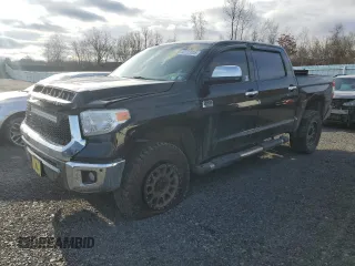 2017 Toyota Tundra Platinum z VIN 5TFAY5F13HX635047, wystawiony jako Copart lot #42723005 z przebiegiem 99 375 mil mil oraz Szkoda całkowita • Salvage title. Historia ofert i sprzedaży dostępna na DreamBid. Obrazek 1.