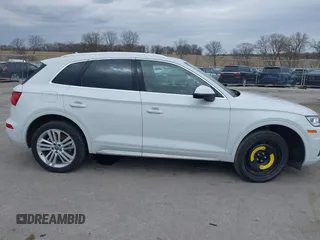 2019 Audi Q5 Prestige with VIN WA1CNAFY5K2057135, listed as a IAAI auction lot 41877915 with 142,007 mi miles. Bid and sale history available at carsss.com. Image 14.
