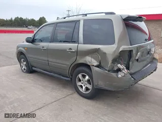 2007 Honda Pilot EX-L with VIN 2HKYF18767H538207, listed as a IAAI auction lot 41747624 with 214,026 mi miles. Bid and sale history available at carsss.com. Image 3.