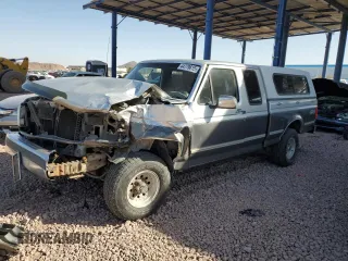 1992 Ford F-150 with VIN 1FTEX14H8NKA72468, listed as a Copart auction lot 44779615 with 134,038 mi miles and Salvage Title. Bid and sale history available at carsss.com. Image 1.