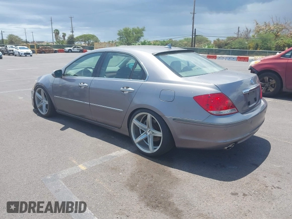2005 Acura RL with VIN JH4KB16315C004640, listed as a IAAI auction lot 42612724 with 142,227 mi miles and . Bid and sale history available at DreamBid. Image 3.