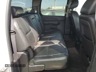 2011 Chevrolet Silverado 1500 LT with VIN 3GCPKSE37BG112705, listed as a Copart auction lot 52622045 with 173,202 mi miles and Salvage Title. Bid and sale history available at DreamBid. Image 10.