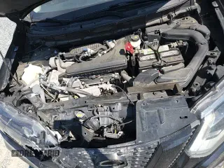 2018 Nissan Rogue SV z VIN 5N1AT2MT9JC721554, wystawiony jako Copart lot #81128185 z przebiegiem 129 010 mil mil oraz Szkoda całkowita • Salvage title. Historia ofert i sprzedaży dostępna na DreamBid. Obrazek 14.