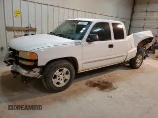 2004 GMC Sierra 1500 SLE with VIN 2GTEC19V941318128, listed as a Copart auction lot 45404725 with 232,539 mi miles and Salvage Title. Bid and sale history available at DreamBid. Image 1.