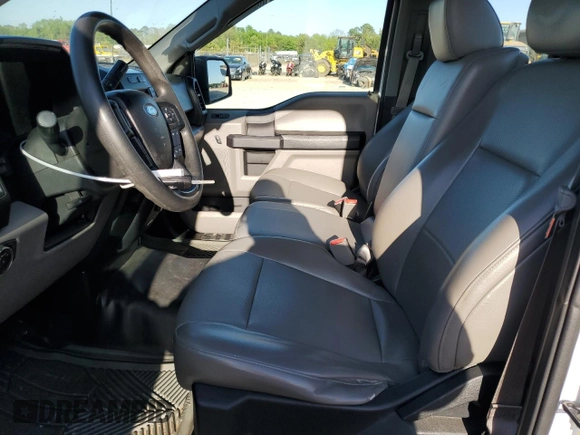 2016 Ford F-150 XL with VIN 1FTMF1CP6GKD69703, listed as a Copart auction lot 52428725 with 207,470 mi miles and Clean Title. Bid and sale history available at DreamBid. Image 7.