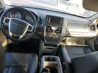 2014 Chrysler Town & Country Touring with VIN 2C4RC1BG0ER307003, listed as a Copart auction lot 44951475 with 135,245 mi miles and Salvage Title. Bid and sale history available at carsss.com. Image 8.